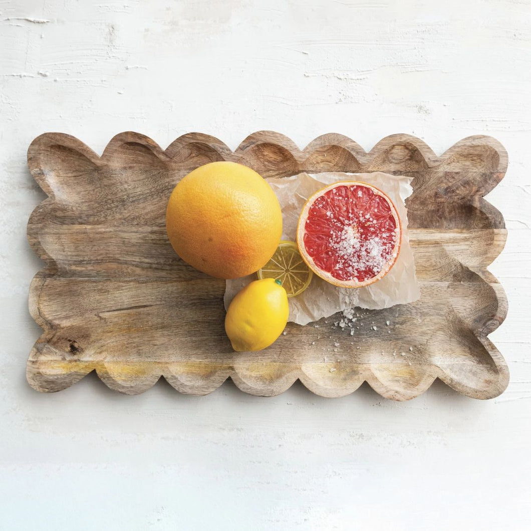 Mango Wood Tray With Scalloped Edge – Natural Finish